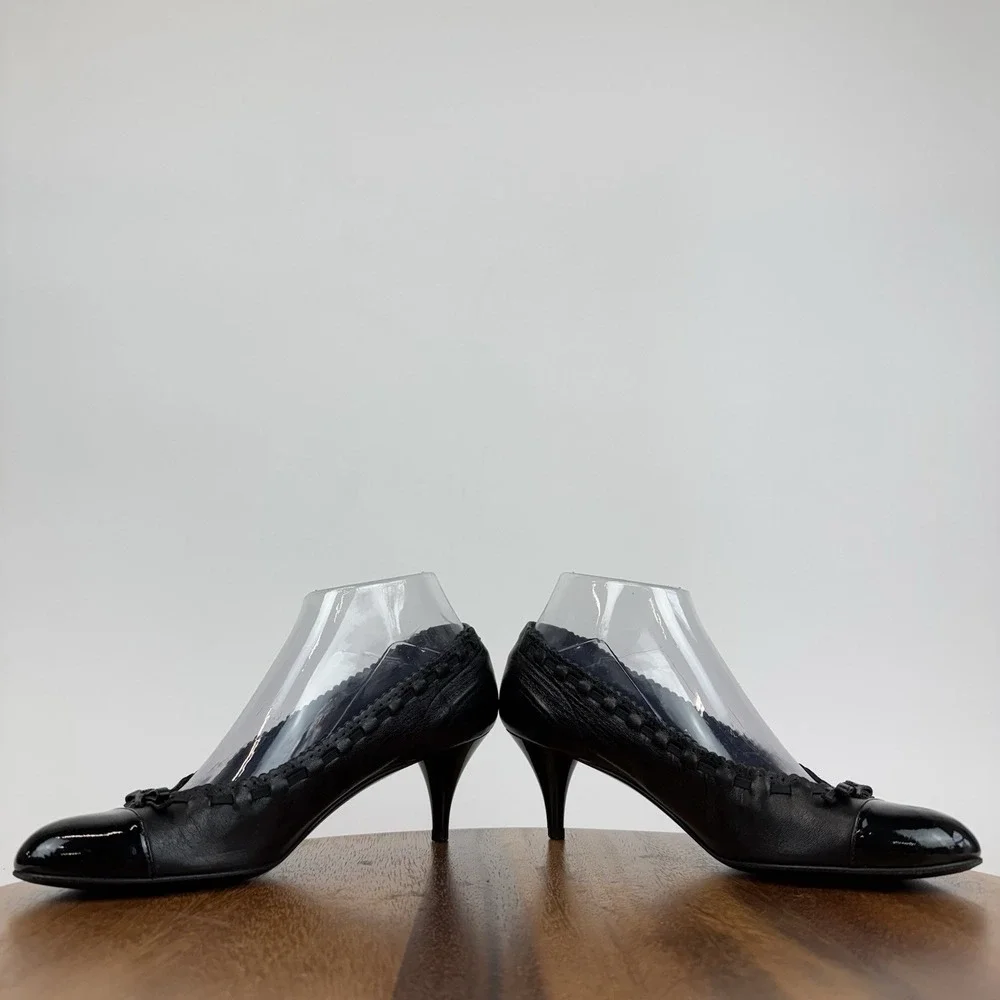 Womens Chanel‎ Black Leather Cap Toe Scalloped Ballet Flat Heels Size EU 37.5